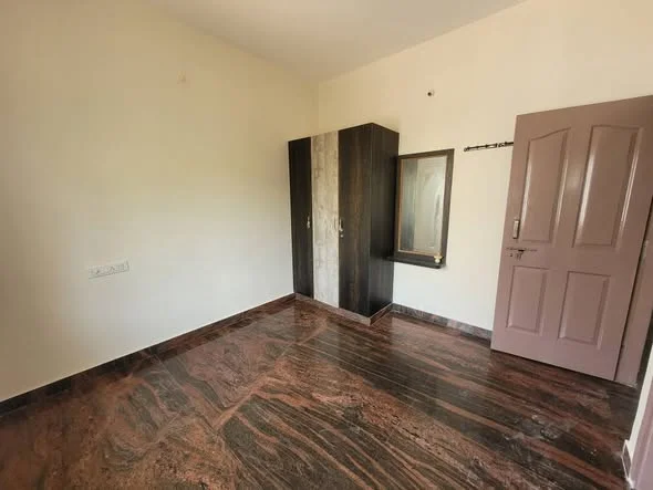 2 BHK Flat for Rent in Kudlugate near HSR 3km