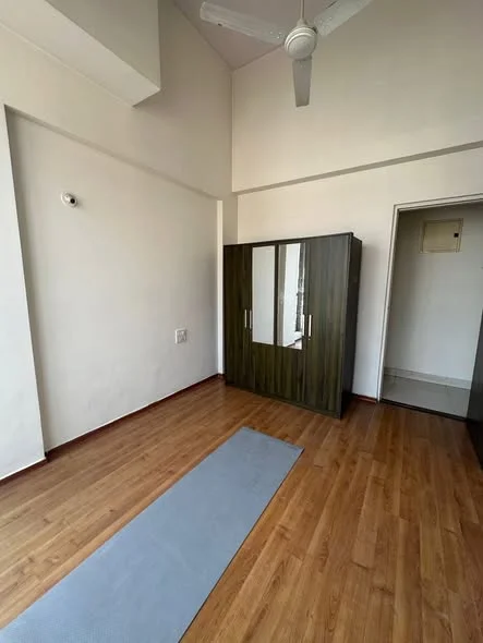 Single Occupancy for Male in 1 BHK Flat for Rent in Kohinoor City Near BKC