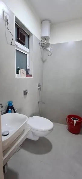 Double Occupancy for Male in 2 BHK Flat for Rent in Azad Nagar