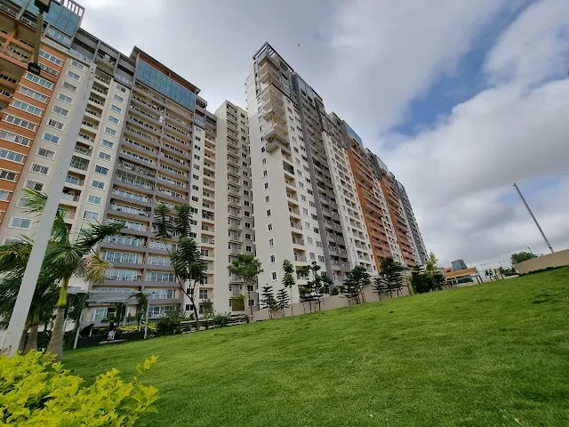 1 BHK Flat for Sale in SJR Palazza City