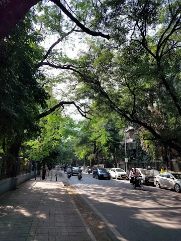 2 BHK Flat for Rent in Boat Club Road