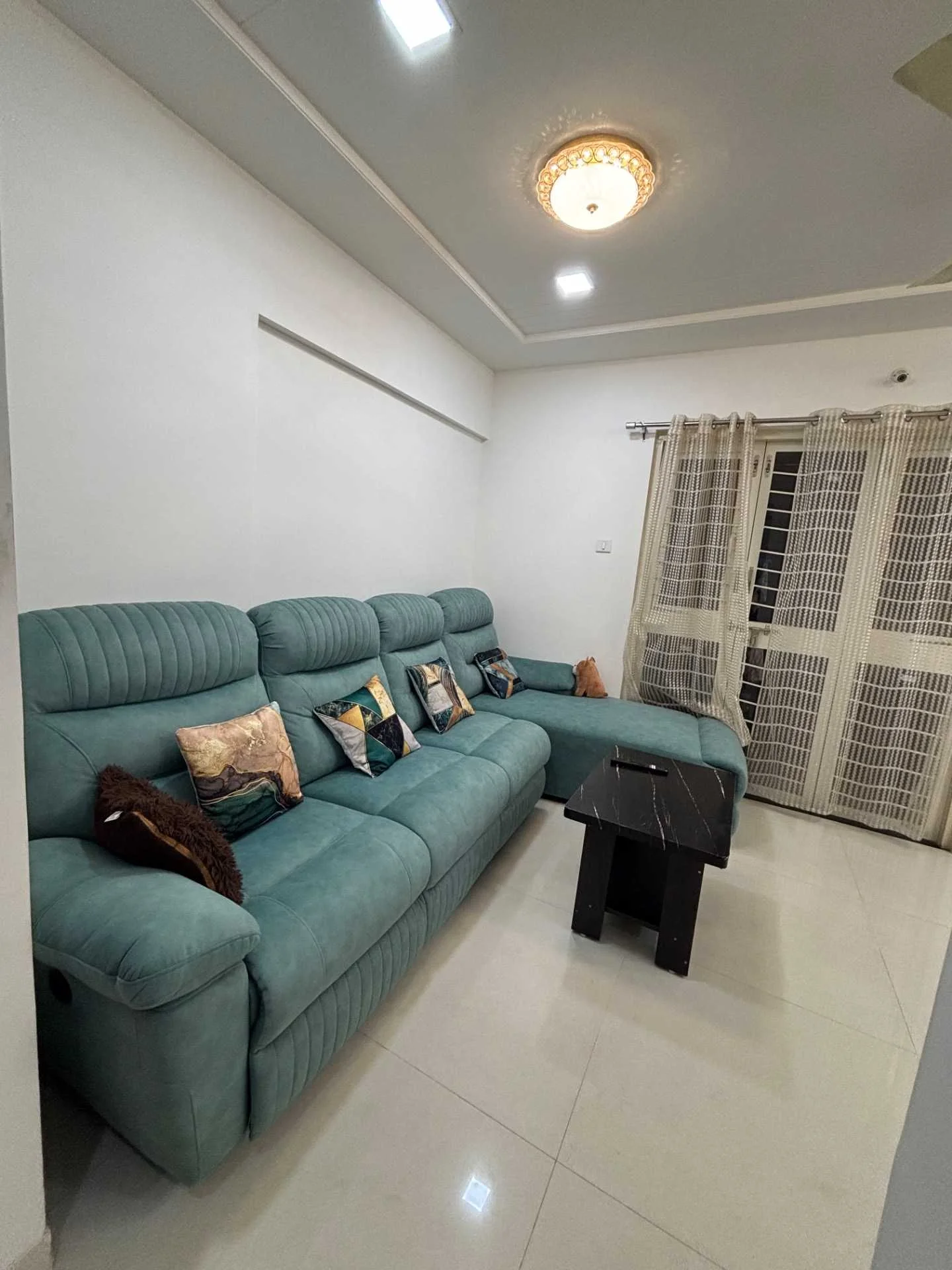 2 BHK Flat for Rent in Kate Wasti