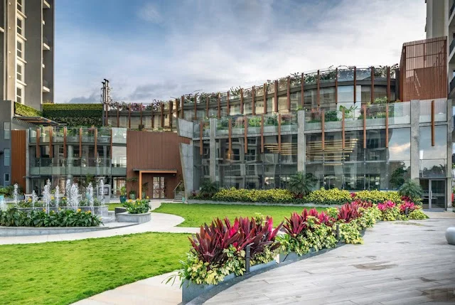 3 BHK Flat for Rent in next to the famous courtyard by Marriott hotel