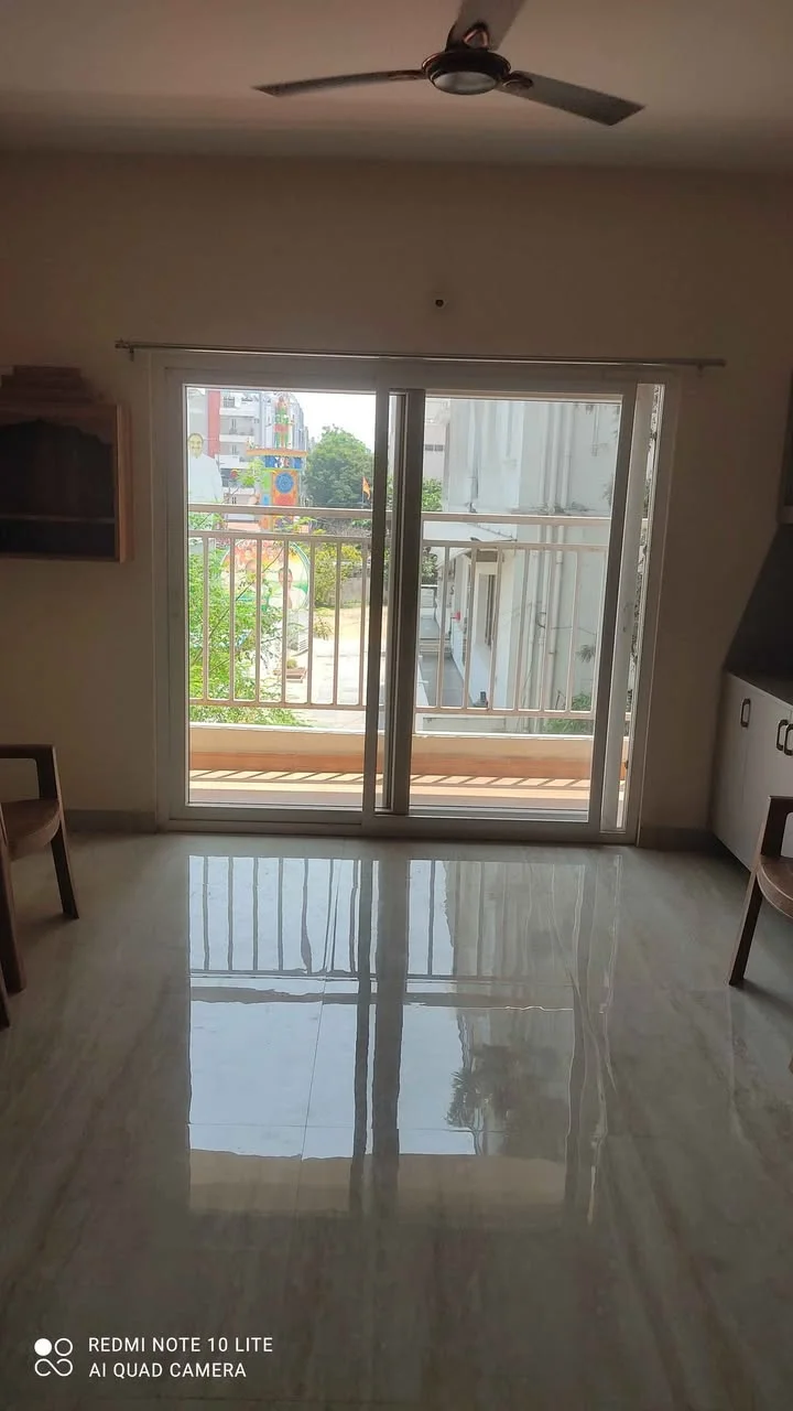 3 BHK Flat for Sale in SAPTHAGIRI colony