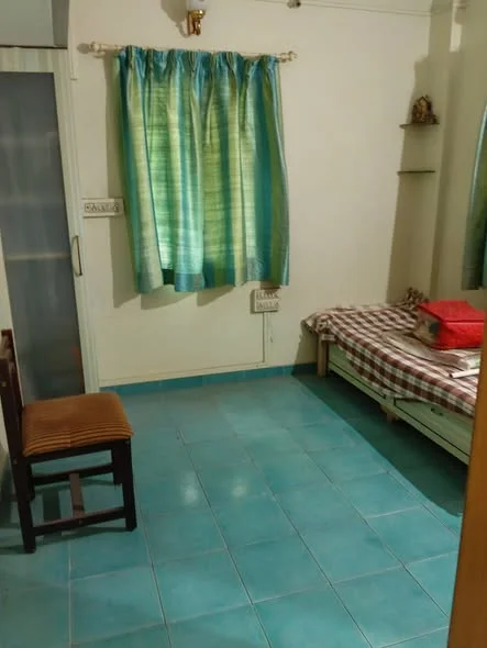 2 BHK Flat for Rent Near Irani Cafe