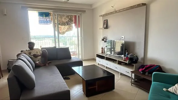 Single Occupancy for Male in 3 BHK Flat for Rent in Bhartiya City