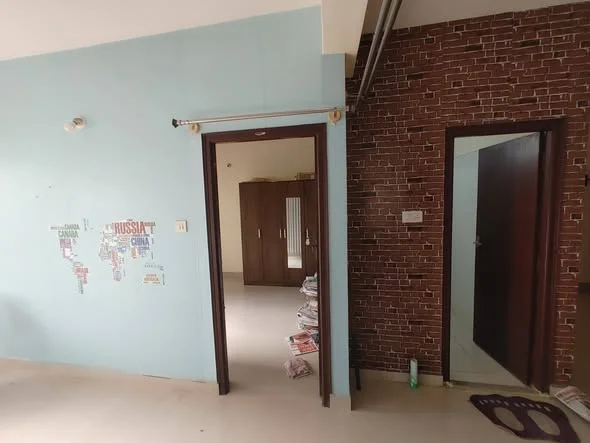 Single Occupancy for Male in 2 BHK Flat for Rent in Pavani Lakeview