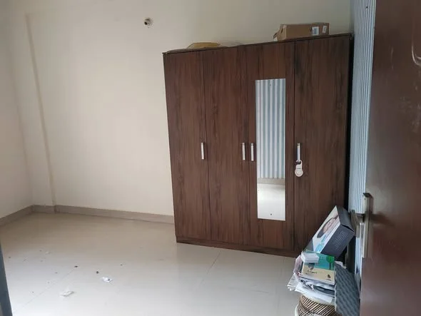 Single Occupancy for Male in 2 BHK Flat for Rent in Pavani Lakeview