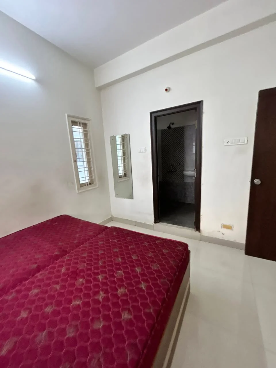 3 BHK Flat for Rent in Madhapur Patrika Nagar