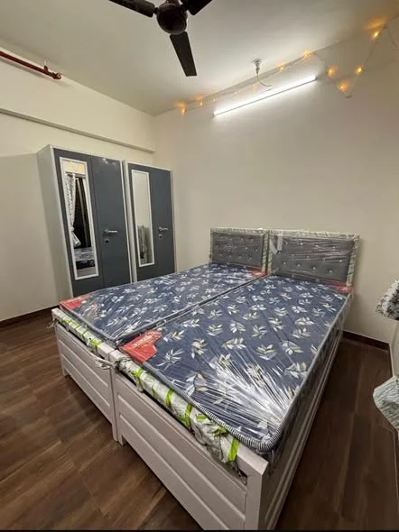 Shared for Female in Flat for Rent in MIDC Andheri East