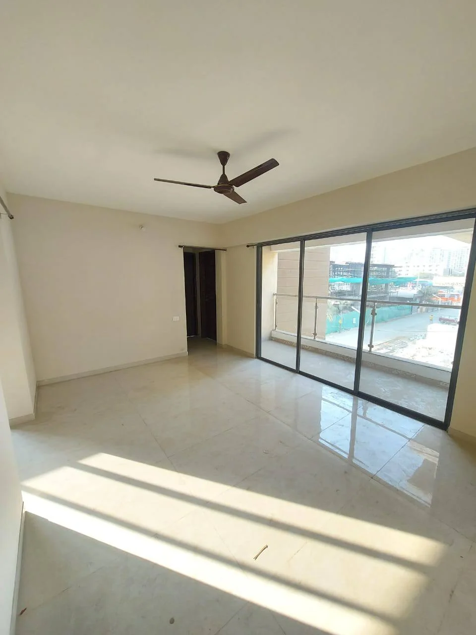3 BHK Flat for Rent in upper kharadi Pune nagar road nearby decathlon Close kharadi ITPP/ Deloitte/ BNY/eon/. Barclays /global business hub/City Vista