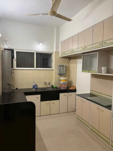 2 BHK Flat for Rent in Bund Garden Road