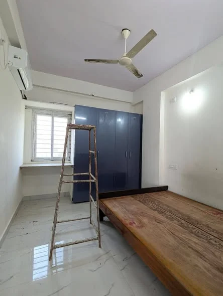 1 BHK Flat for Rent in Kondapur Botanical Garden AMB Mall Road Side
