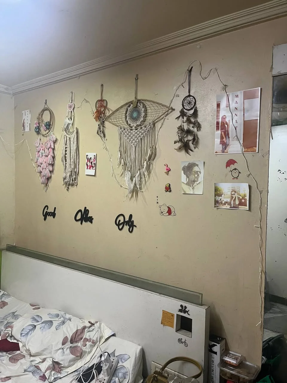 Single Occupancy for Female in 3 BHK Flat for Rent in Sinhgad Road