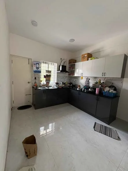 Double Occupancy for Female in 3 BHK Flat for Rent in BENGALURU