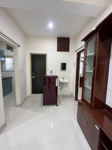 2 BHK Flat for Rent in TNGOs colony
