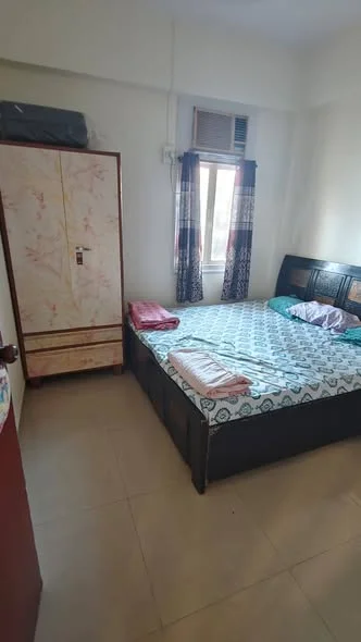 Single Occupancy for Female in 2 BHK Flat for Rent in Mahim near Narayan Pathare Marg
