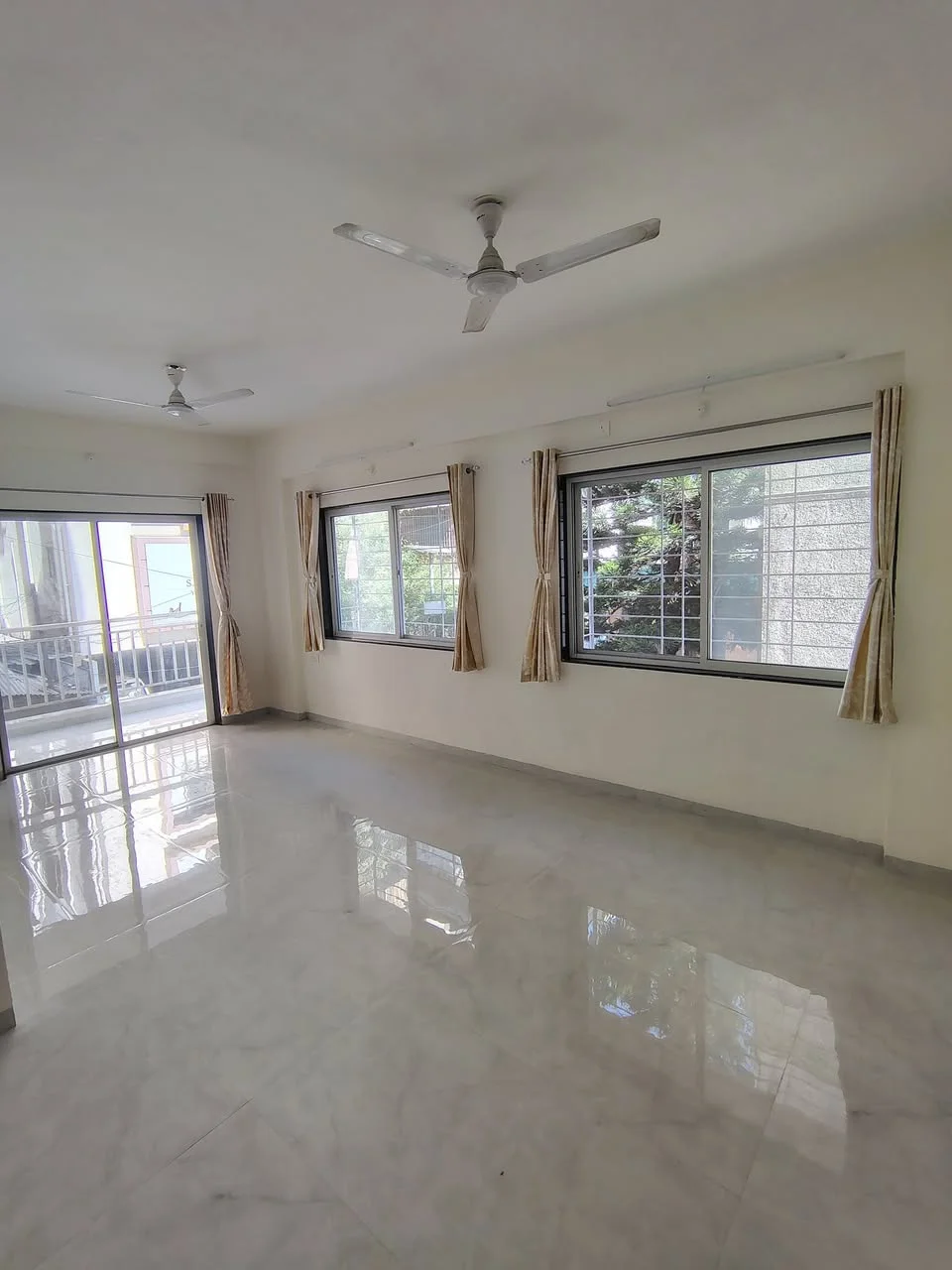 3 BHK Flat for Rent in Naadbramha Society warje close to highway