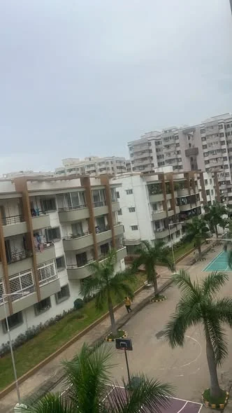 Single Occupancy in 3 BHK Flat for Rent in Genesis Apartments