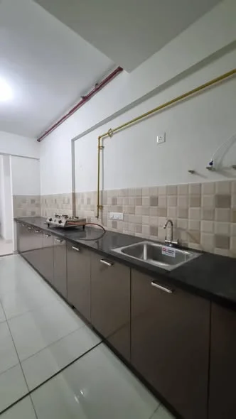 Single Occupancy for Female in Flat for Rent in Tumkur Road