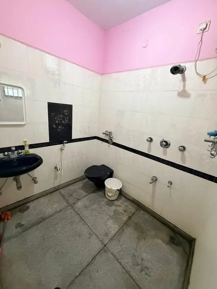 Single Occupancy in 1 BHK Flat for Rent in vasanthnagar near MCC college