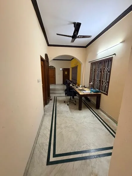 Single Occupancy in 1 BHK Flat for Rent in vasanthnagar near MCC college