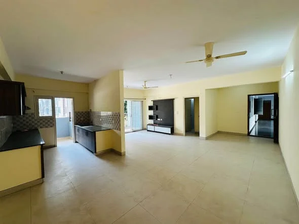 Single Occupancy for Female in 3 BHK Flat for Rent in Bren Celestia Close To Bellandur