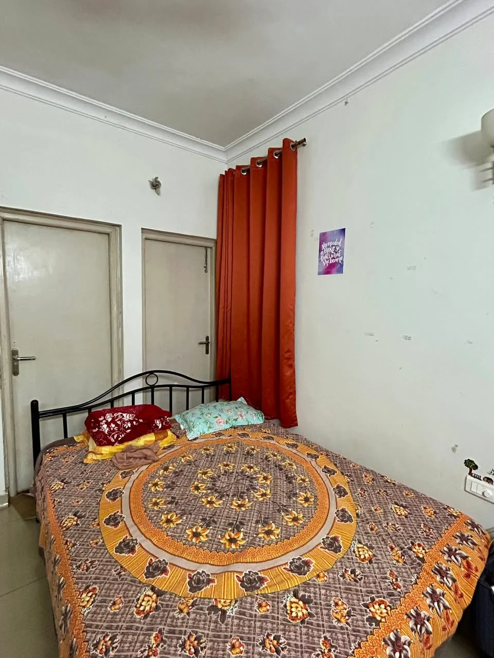 Single Occupancy for Female in 4 BHK Flat for Rent in 4 km from Kadugodi (Whitefield) Metro Station