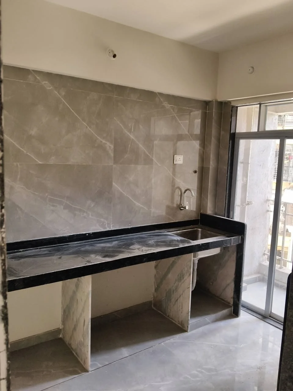 2 BHK Flat for Sale Near Kharkhoper Railway Station Near MC Donalds & DMart Ready Near Prapose Degree College and Engineering College 5 Min Atal Setu