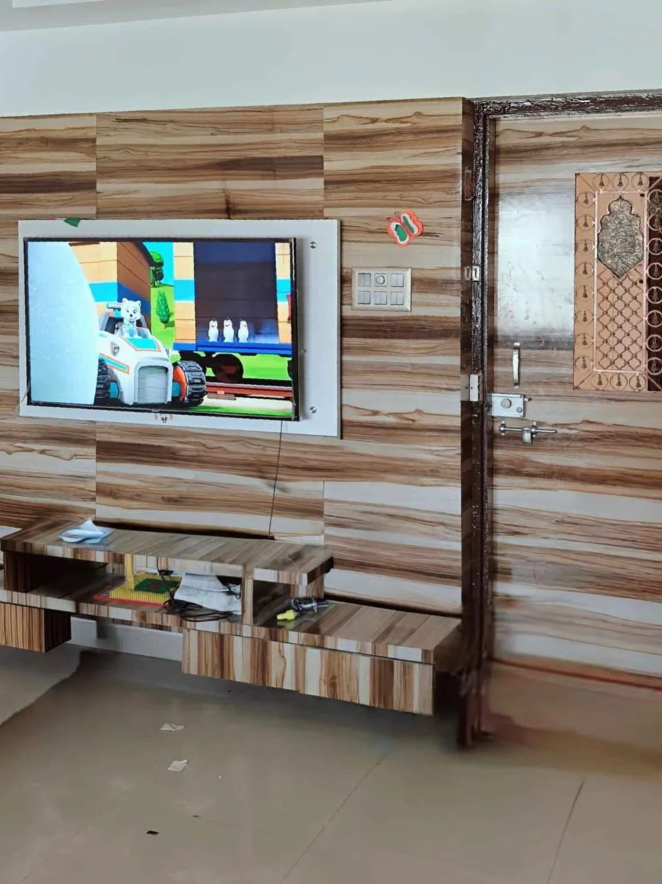 2 BHK Flat for Rent in Dhanori Main Road