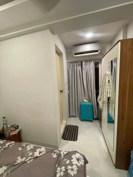 Flat for Rent Near Khar Gurudwara