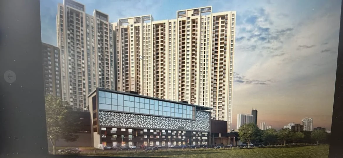 2 BHK Flat for Rent near Bhumkar chowk Society - Mahindra happinest tathawade (Bombay - pune highway 500 miter frm bhumkar chowk)