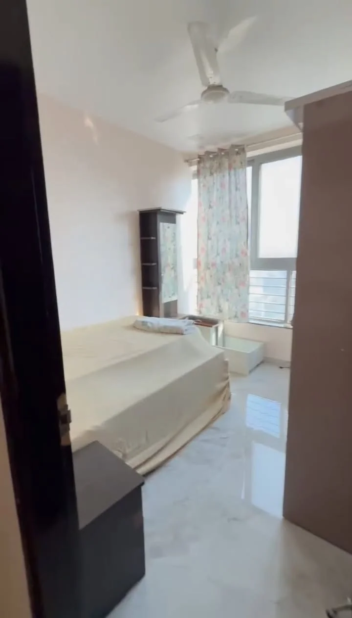 3 BHK Flat for Rent in Amanora Future Tower