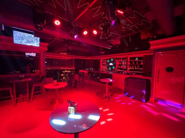 1 BHK Office Space for Rent in Andheri East/ West