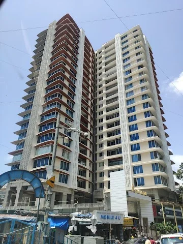 3 BHK Flat for Sale in Bandra West (14th road)