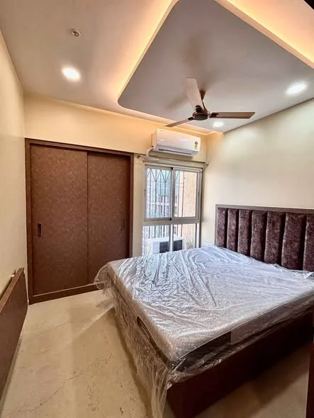 2 BHK Flat for Rent Near Lake Shore ( VIVIAANA)MALL