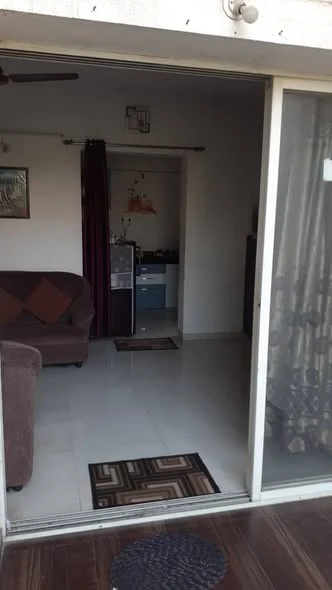 2 BHK Flat for Rent near kia showroom bhumkar chowk