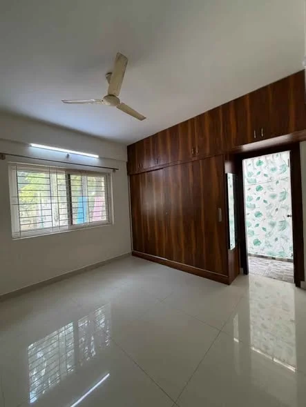 2 BHK Flat for Rent in J P NAGAR 6TH PHASE BENGALURU