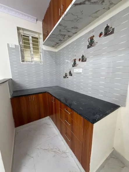 1 BHK Flat for Rent in Very Near to HSR Layout