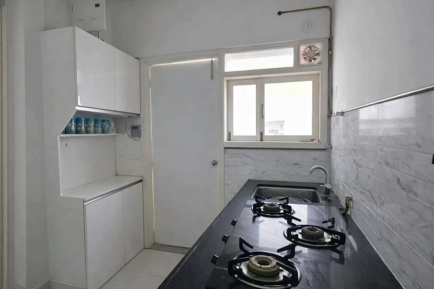 1 BHK Flat for Rent in Amanora