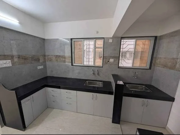 2 BHK Flat for Rent Near by Bhumkar chowk Akshaya international school PIMPRI-CHINCHWAD