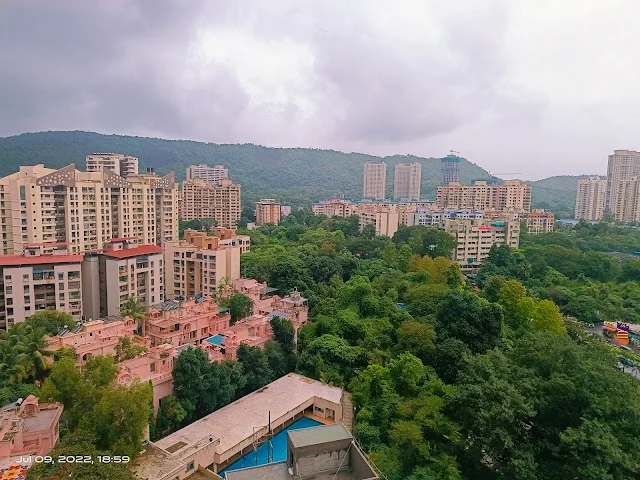 3 BHK Flat for Sale in Crystal Spires