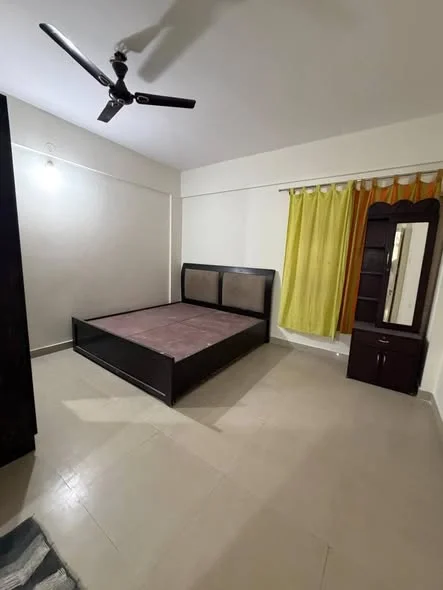 3 BHK Flat for Rent in Very Near to HSR Layout
