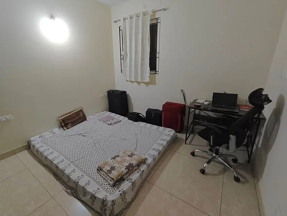 Single Occupancy for Male in 1 BHK Flat for Rent in Prestige Falcon City