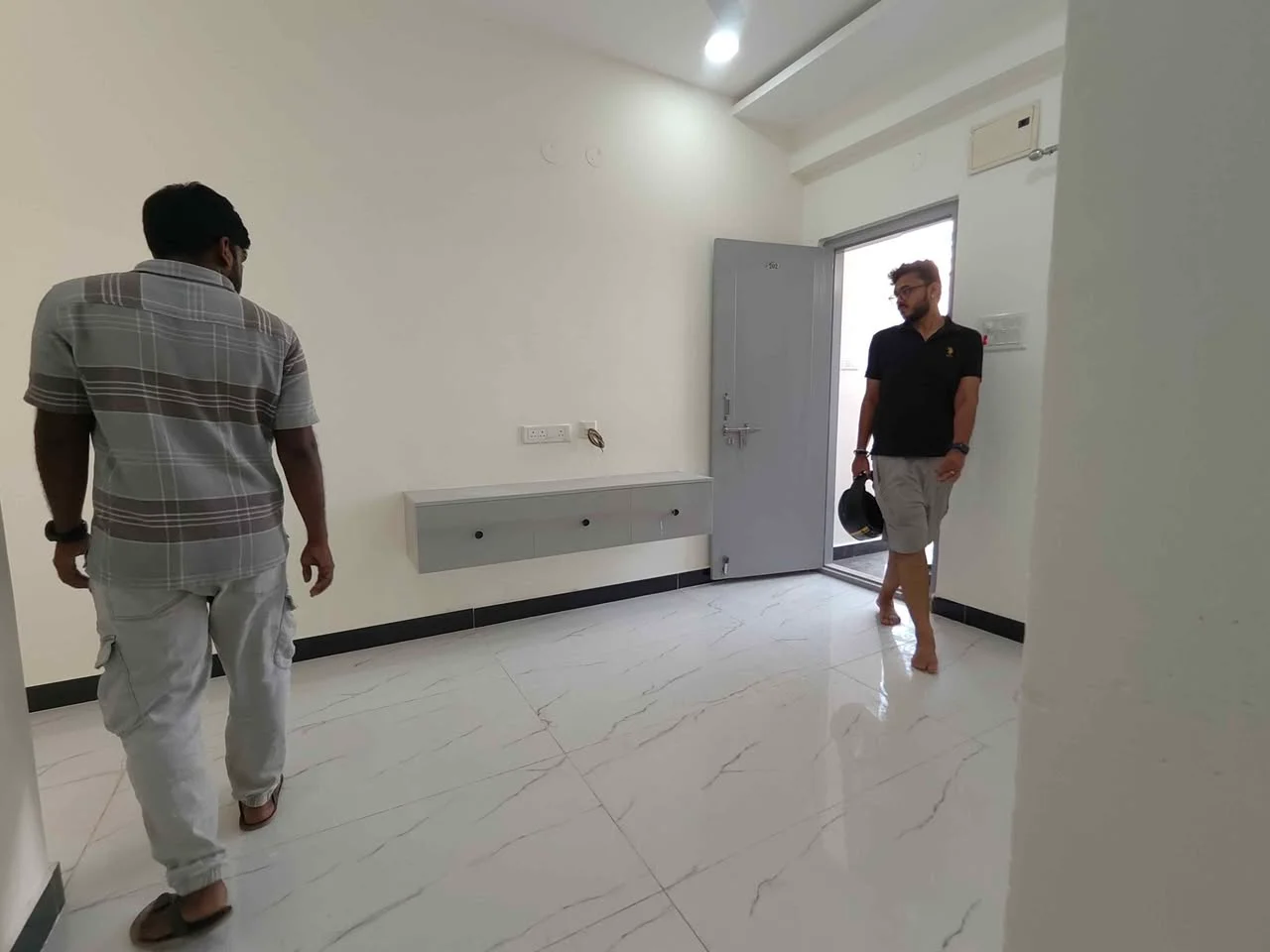 1 BHK Flat for Rent in Botanical Garden Road