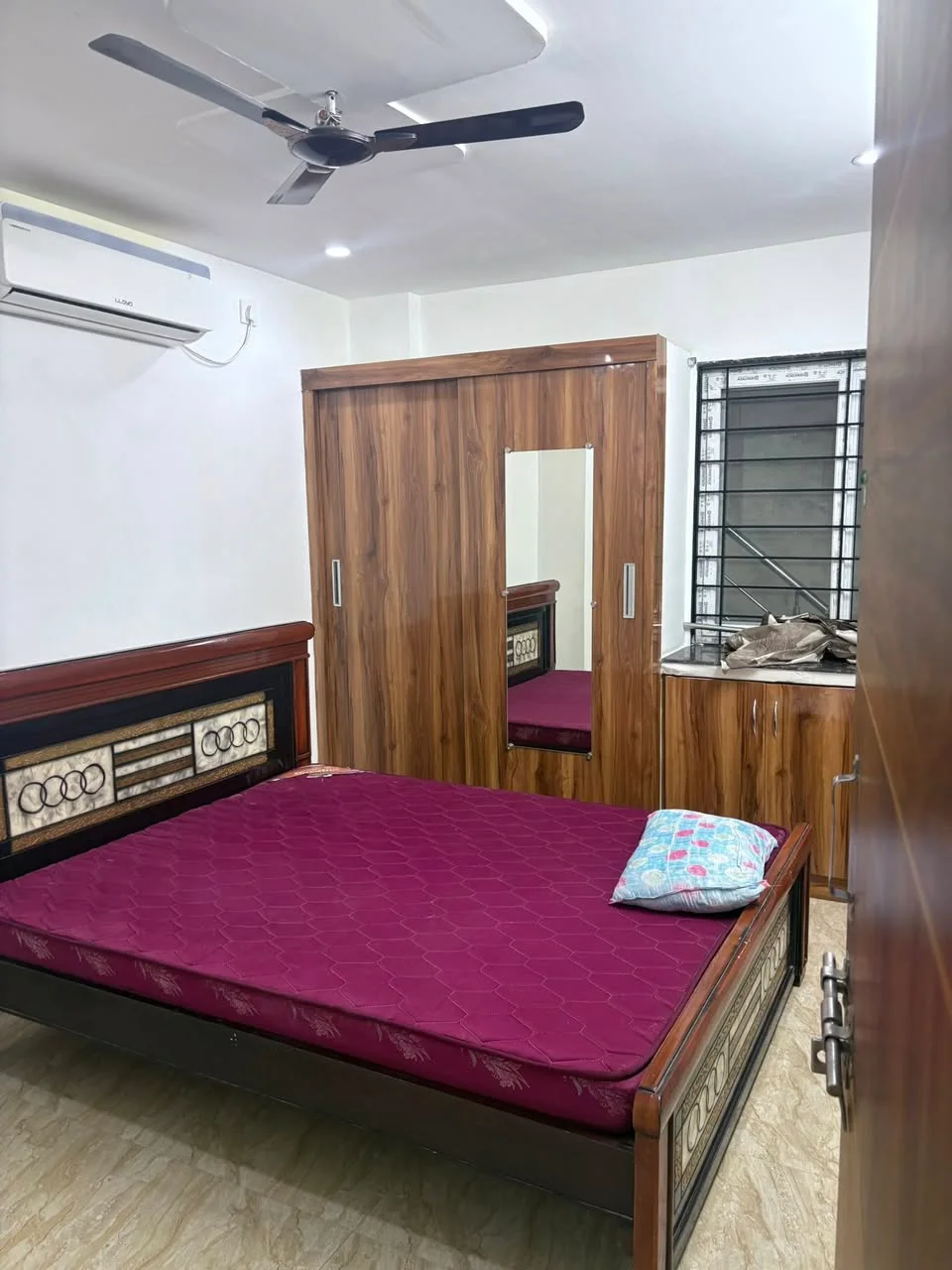 2 BHK Flat for Rent in Madhapur Ayyappa society