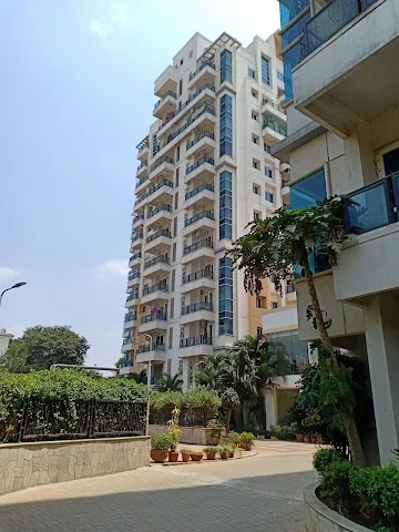 3.5 BHK Flat for Sale