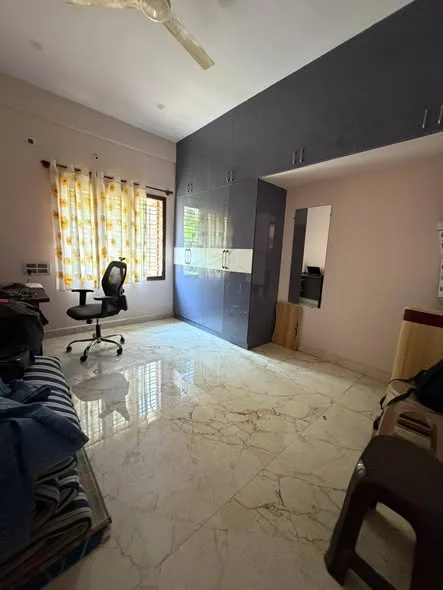 2 BHK Flat for Rent in Very Near to HSR Layout