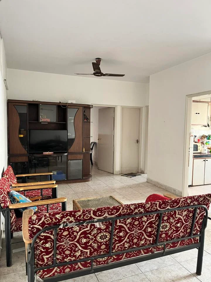 Single Occupancy in Flat for Rent in 2–3 mins walk from Peenya Metro Station