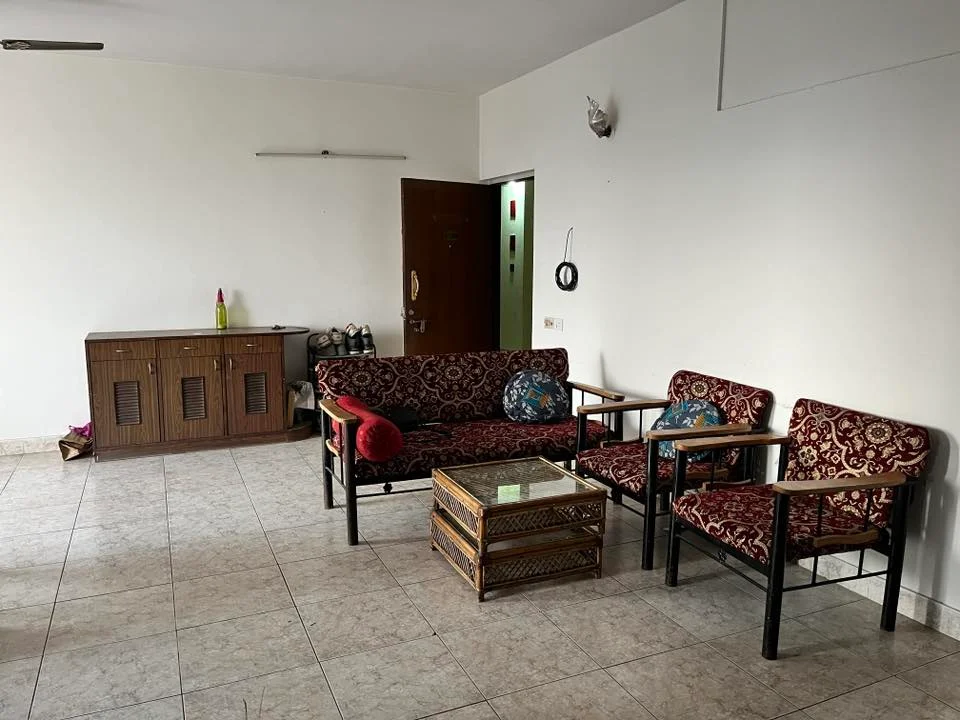 Single Occupancy in Flat for Rent in 2–3 mins walk from Peenya Metro Station